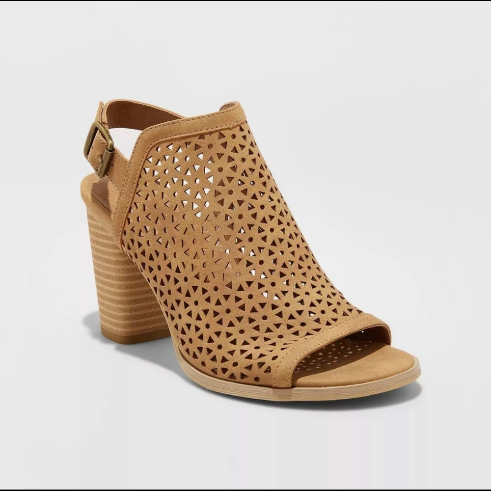 Women’s Microsuede CutOut Slingback Pumps